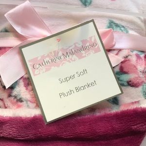 Catherine Malandrino super soft plush blanket